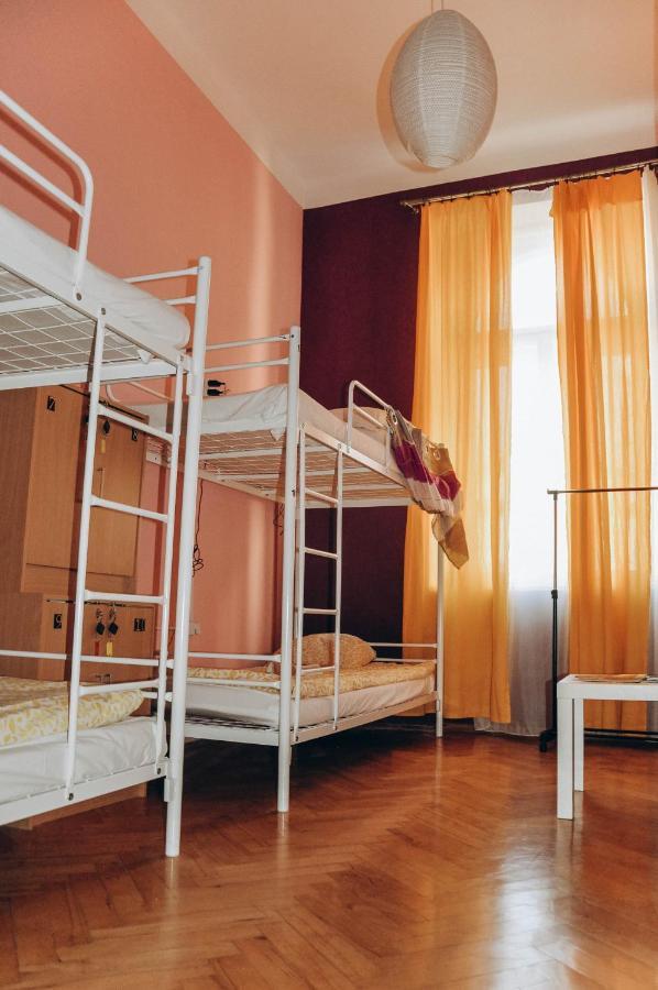 Hostel Motion Krakow Ngoại thất bức ảnh